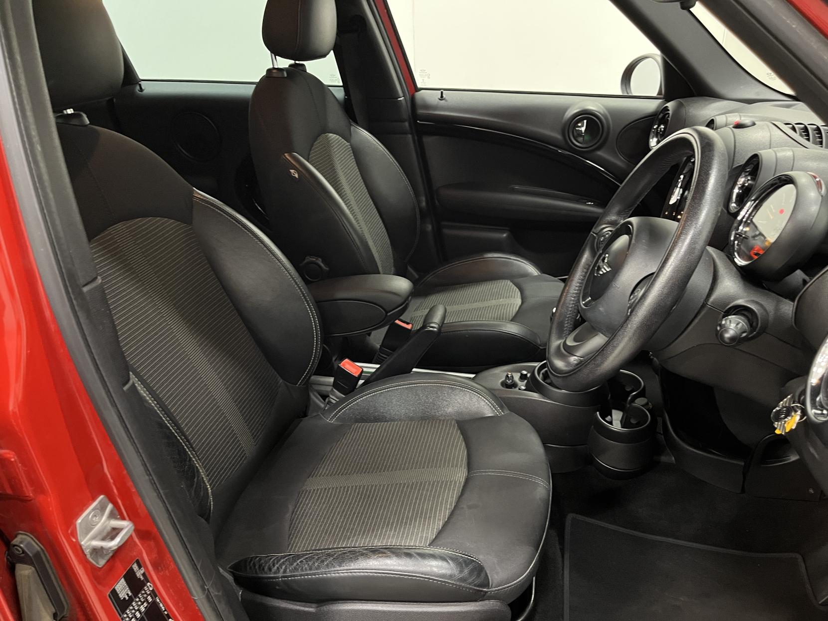 MINI Countryman 1.6 Cooper SUV 5dr Petrol Manual Euro 6 (s/s) (122 ps)