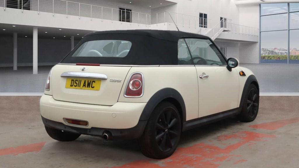 MINI Convertible 1.6 Cooper Convertible 2dr Petrol Manual Euro 5 (s/s) (122 ps)