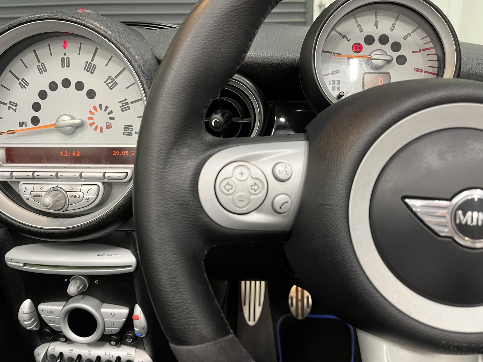 MINI Convertible 1.6 John Cooper Works Convertible 2dr Petrol Manual Euro 4 (211 ps)