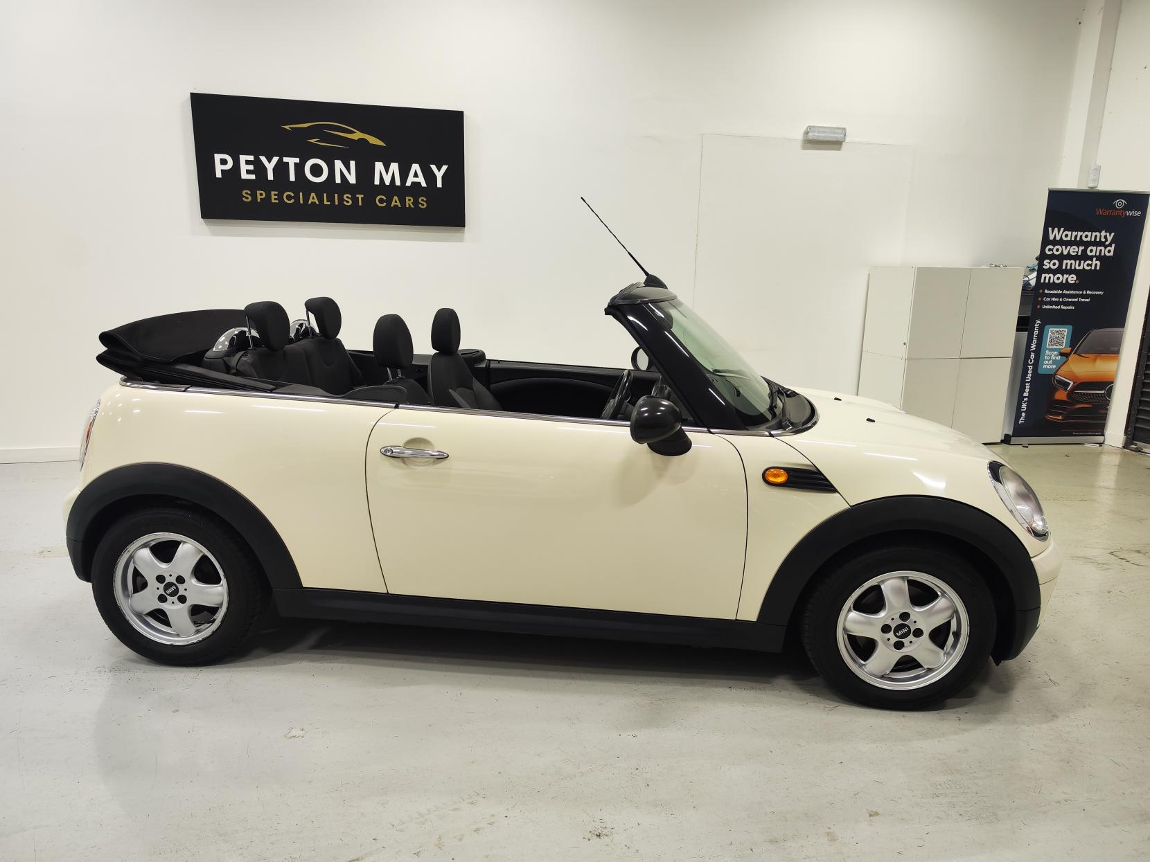 MINI Convertible 1.6 Cooper Convertible 2dr Petrol Manual Euro 4 (115 ps)