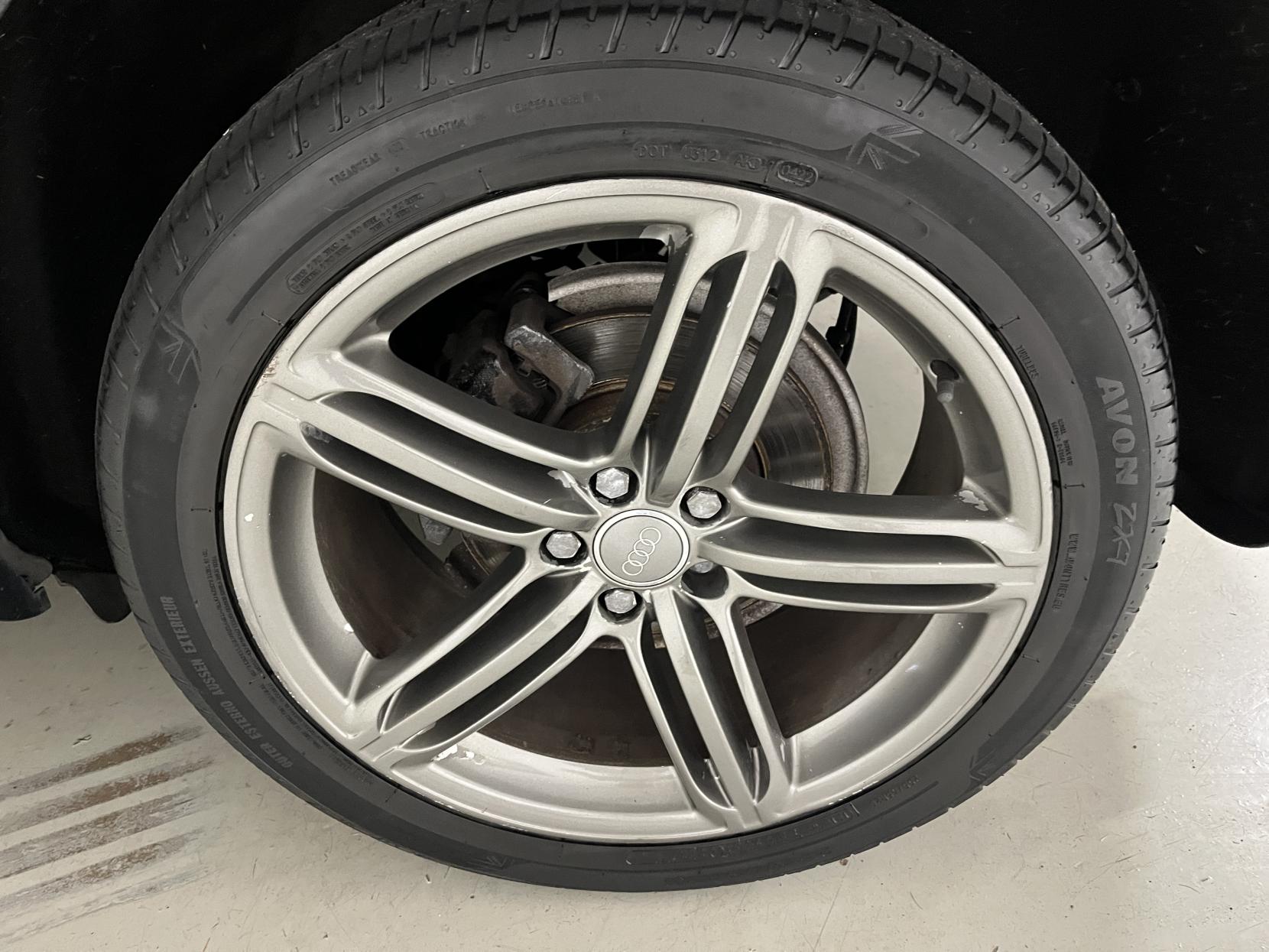 Audi Q5 2.0 TDI S line Plus SUV 5dr Diesel S Tronic quattro Euro 5 (s/s) (177 ps)