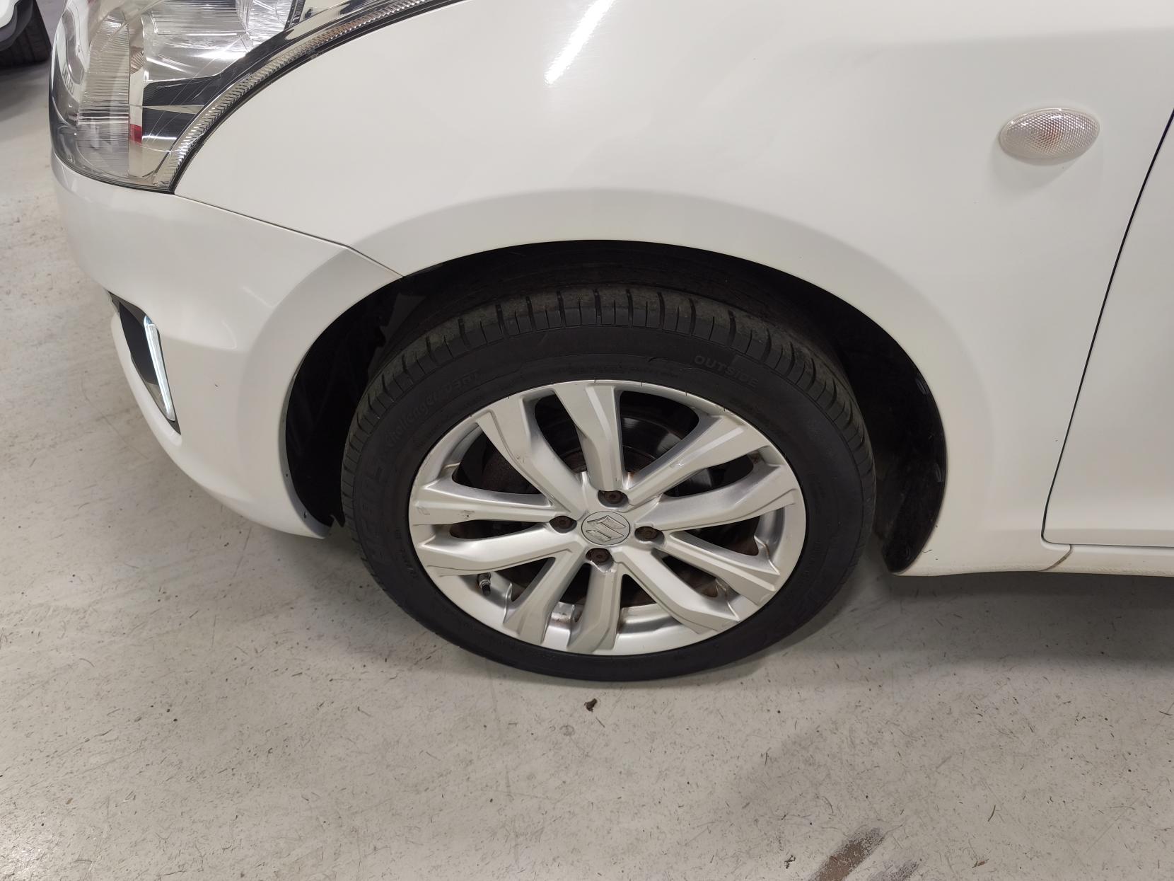 Suzuki Swift 1.2 SZ3 Hatchback 5dr Petrol Manual Euro 5 (94 ps)