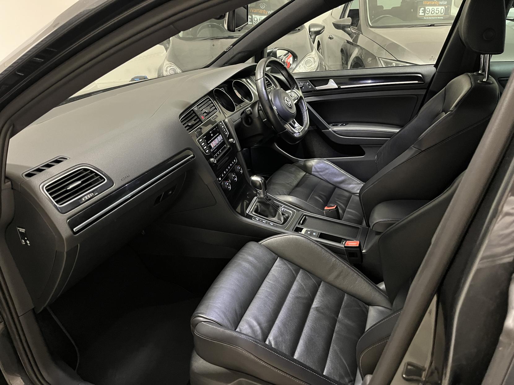Volkswagen Golf 2.0 TDI BlueMotion Tech GTD Hatchback 5dr Diesel DSG Euro 6 (s/s) (184 ps)