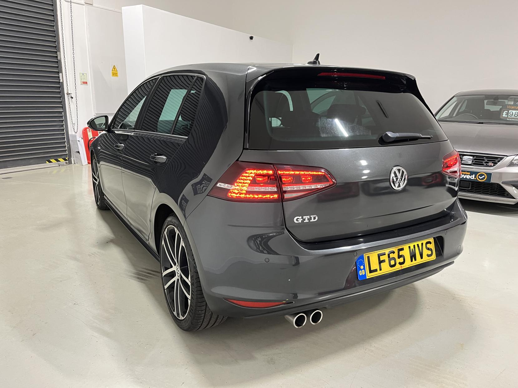 Volkswagen Golf 2.0 TDI BlueMotion Tech GTD Hatchback 5dr Diesel DSG Euro 6 (s/s) (184 ps)