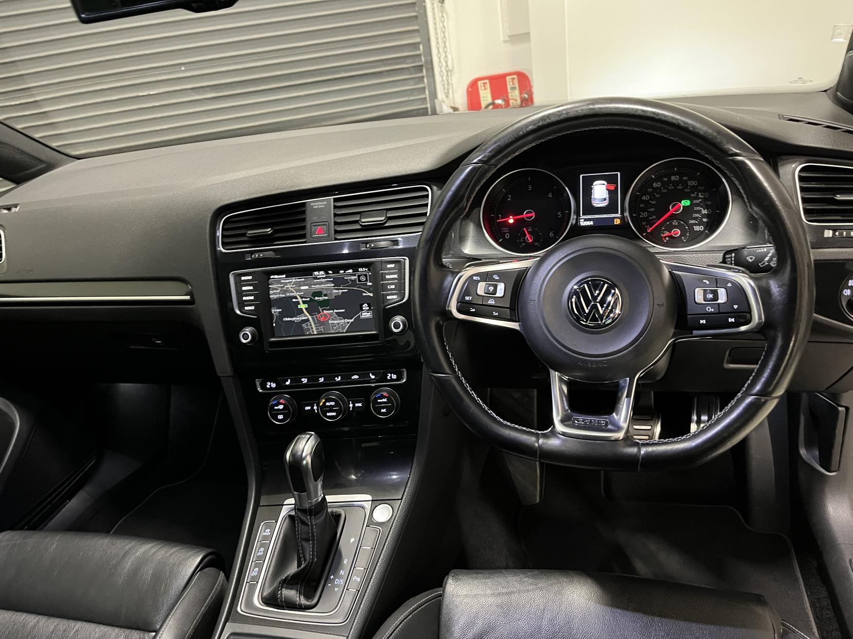 Volkswagen Golf 2.0 TDI BlueMotion Tech GTD Hatchback 5dr Diesel DSG Euro 6 (s/s) (184 ps)