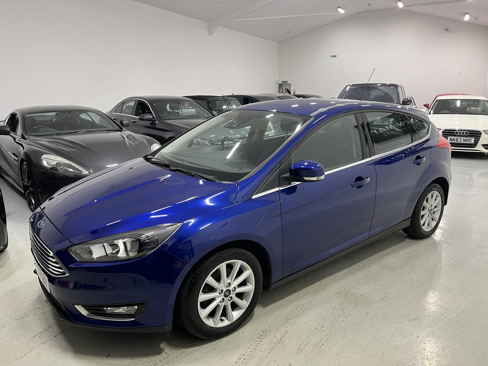 Ford Focus 1.0T EcoBoost Titanium Hatchback 5dr Petrol Manual Euro 6 (s/s) (100 ps)