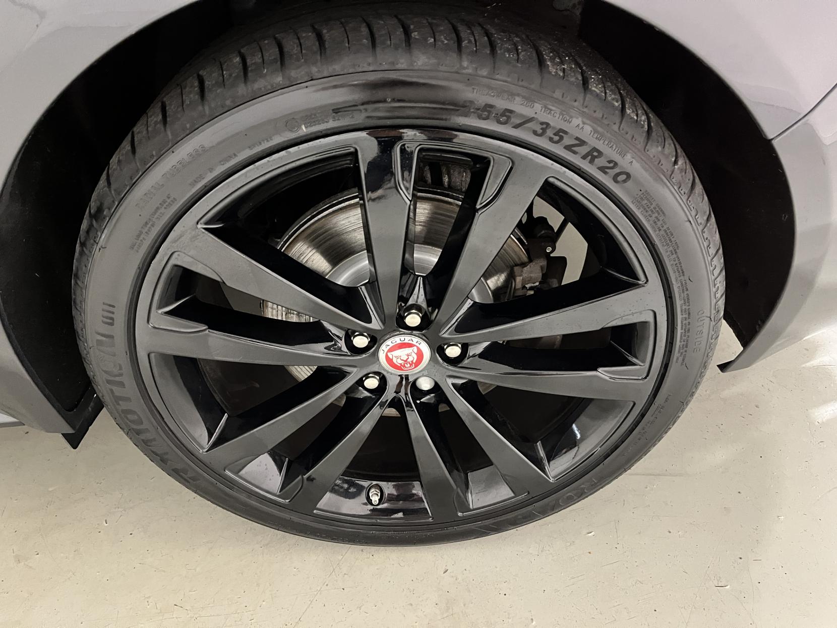 Jaguar XF 2.0i R-Sport Saloon 4dr Petrol Auto Euro 6 (s/s) (250 ps)