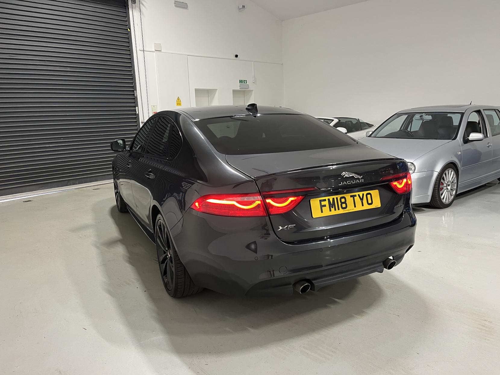 Jaguar XF 2.0i R-Sport Saloon 4dr Petrol Auto Euro 6 (s/s) (250 ps)