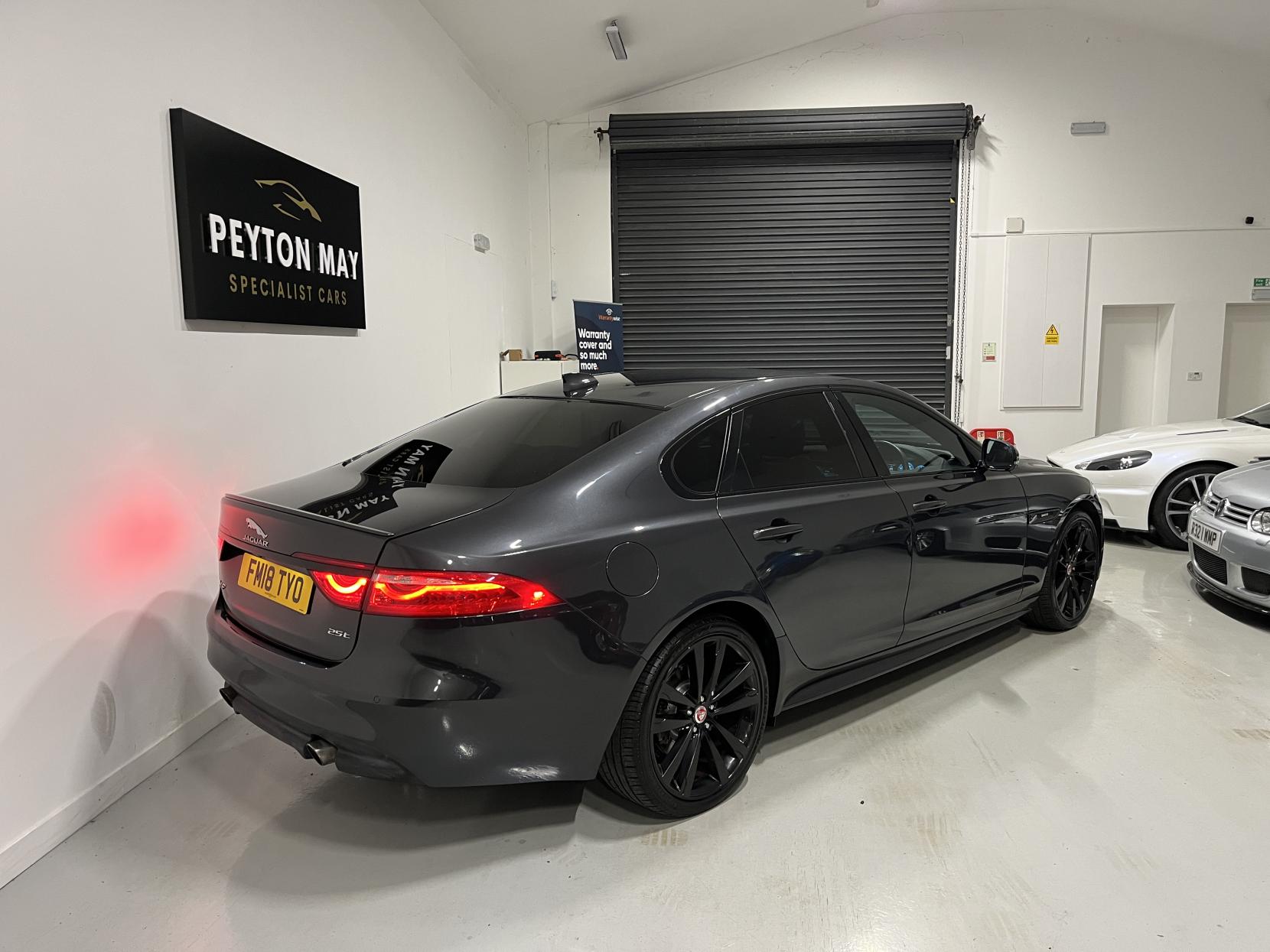 Jaguar XF 2.0i R-Sport Saloon 4dr Petrol Auto Euro 6 (s/s) (250 ps)