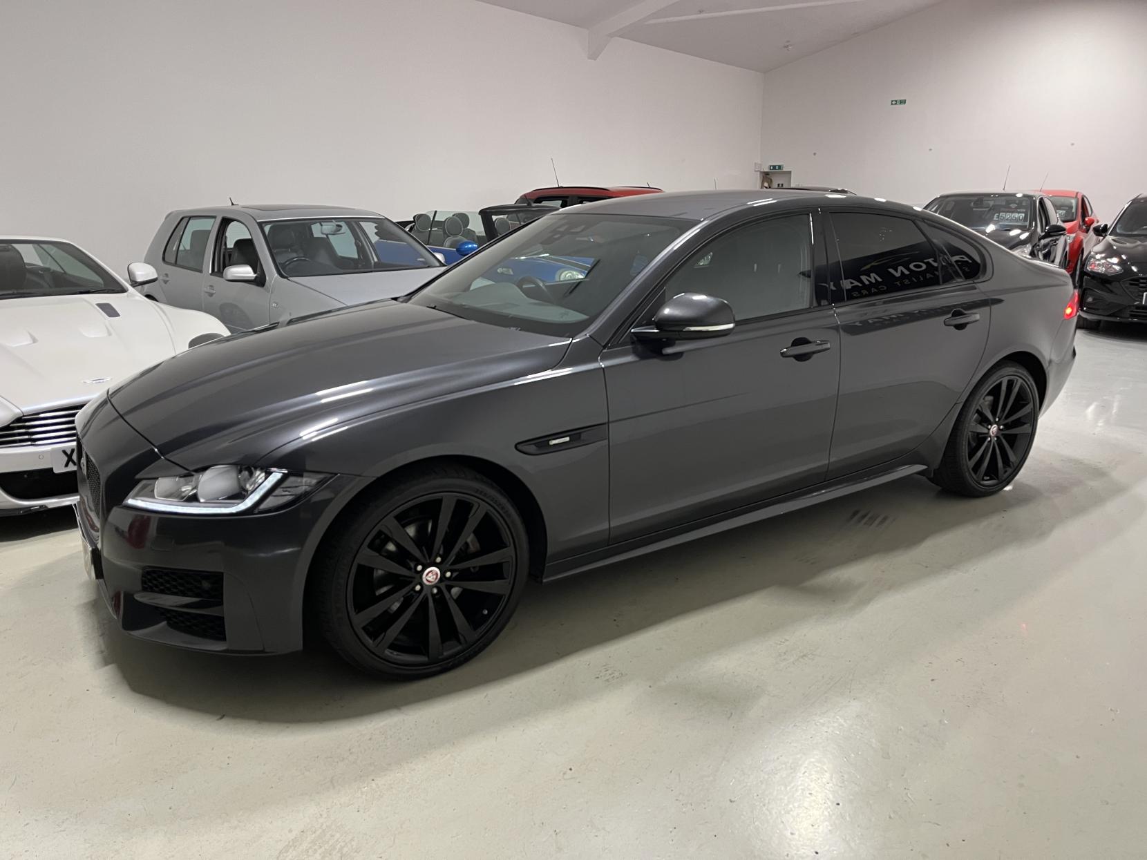 Jaguar XF 2.0i R-Sport Saloon 4dr Petrol Auto Euro 6 (s/s) (250 ps)