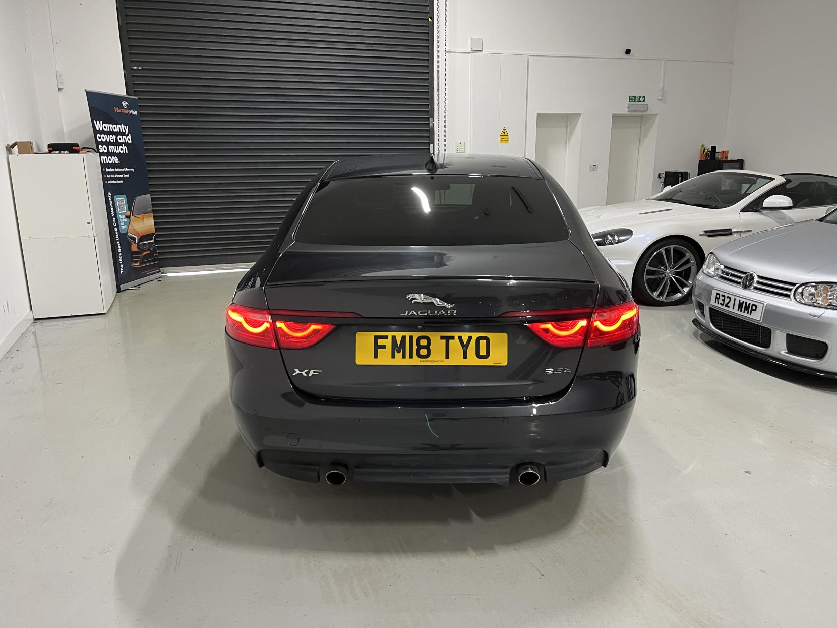 Jaguar XF 2.0i R-Sport Saloon 4dr Petrol Auto Euro 6 (s/s) (250 ps)