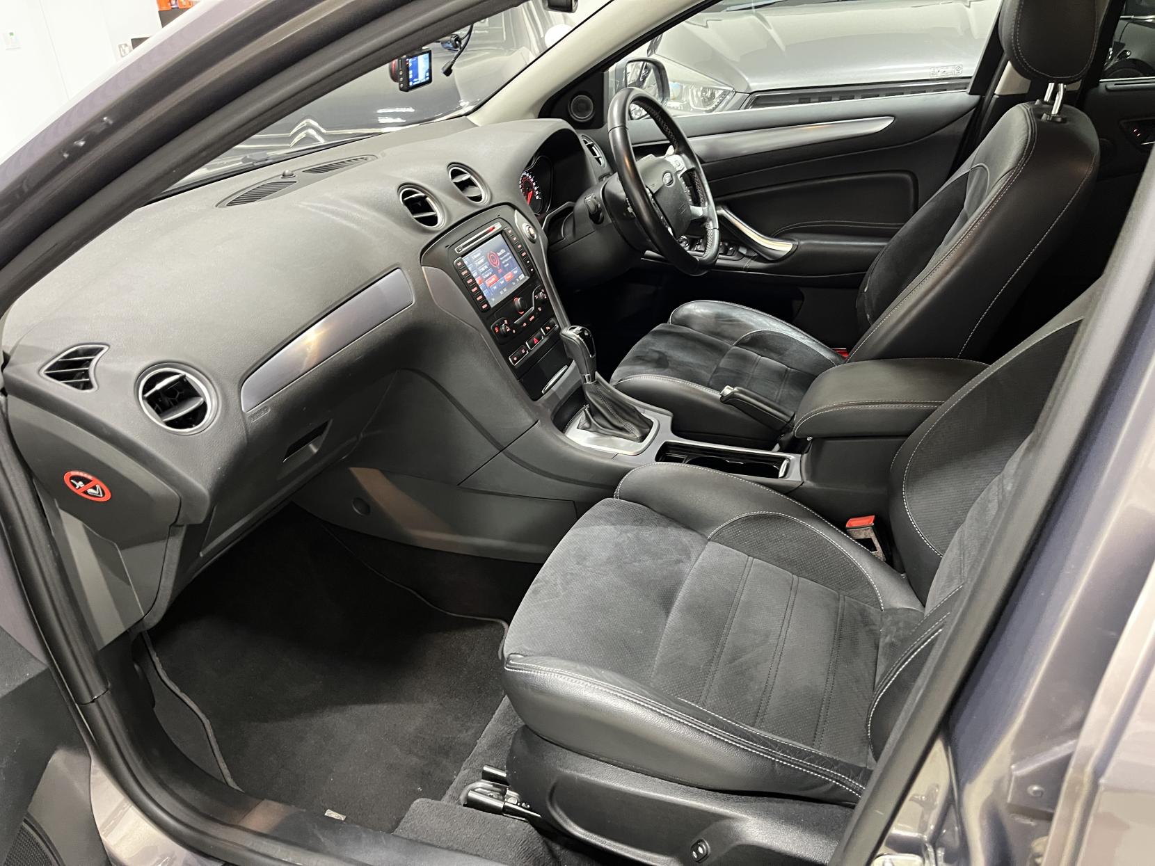 Ford Mondeo 2.0 TDCi Titanium X Business Edition Estate 5dr Diesel Powershift Euro 5 (163 ps)