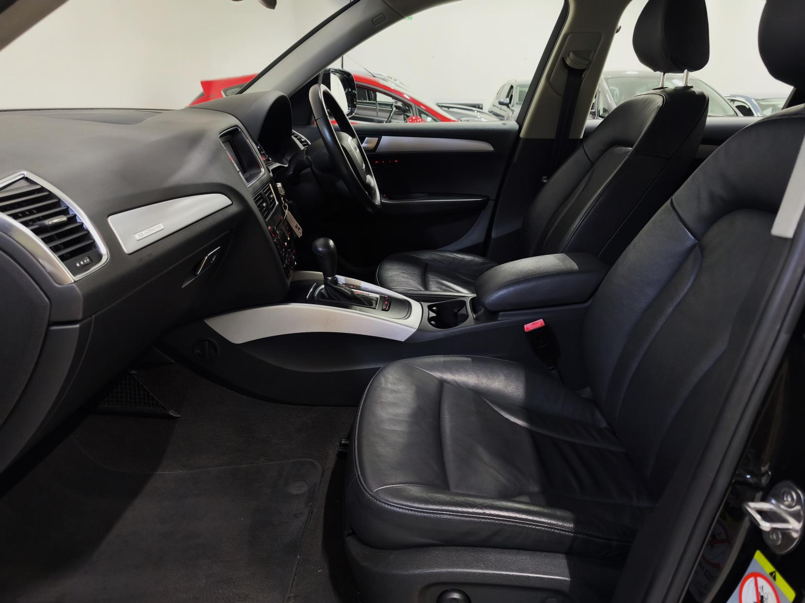 Audi Q5 2.0 TDI SE SUV 5dr Diesel S Tronic quattro Euro 5 (170 ps)