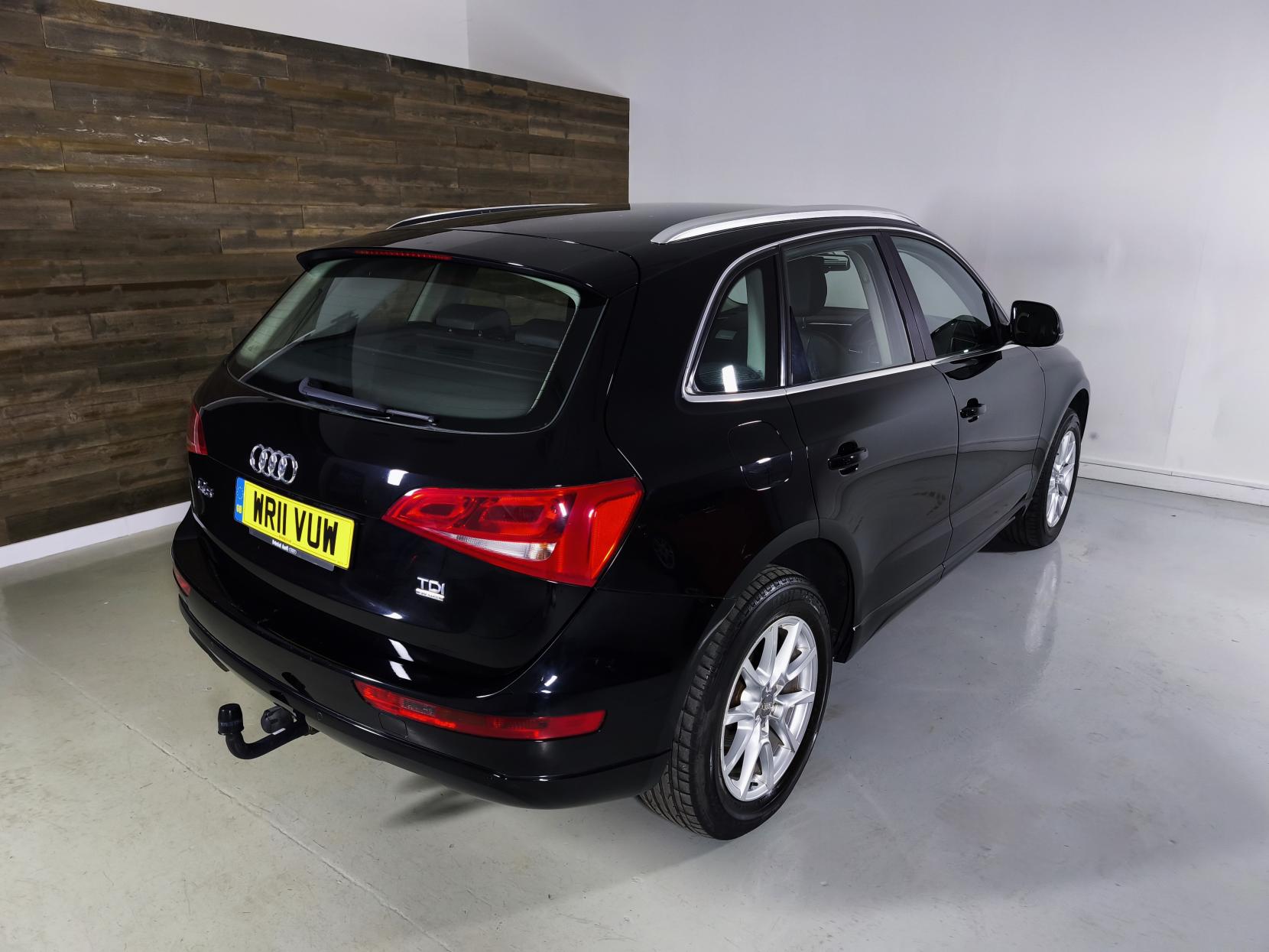 Audi Q5 2.0 TDI SE SUV 5dr Diesel S Tronic quattro Euro 5 (170 ps)