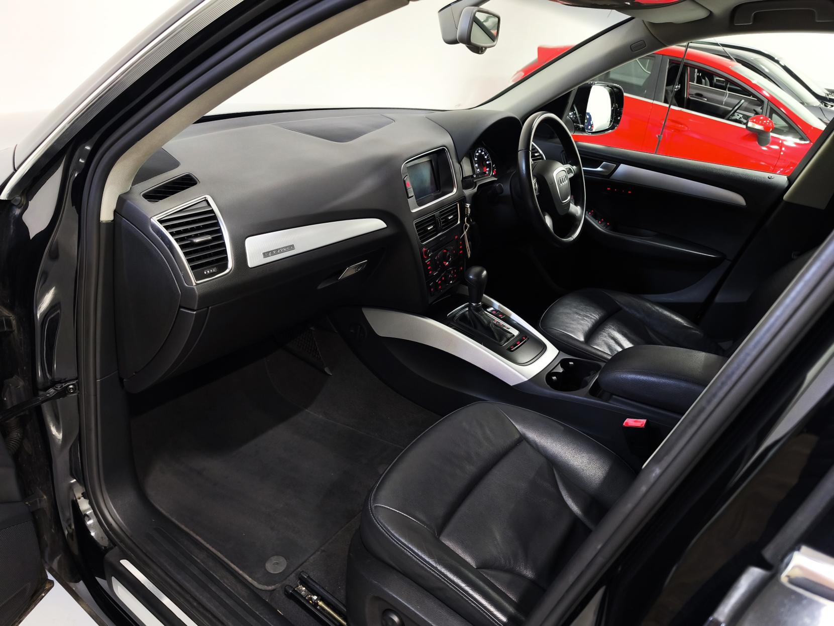 Audi Q5 2.0 TDI SE SUV 5dr Diesel S Tronic quattro Euro 5 (170 ps)