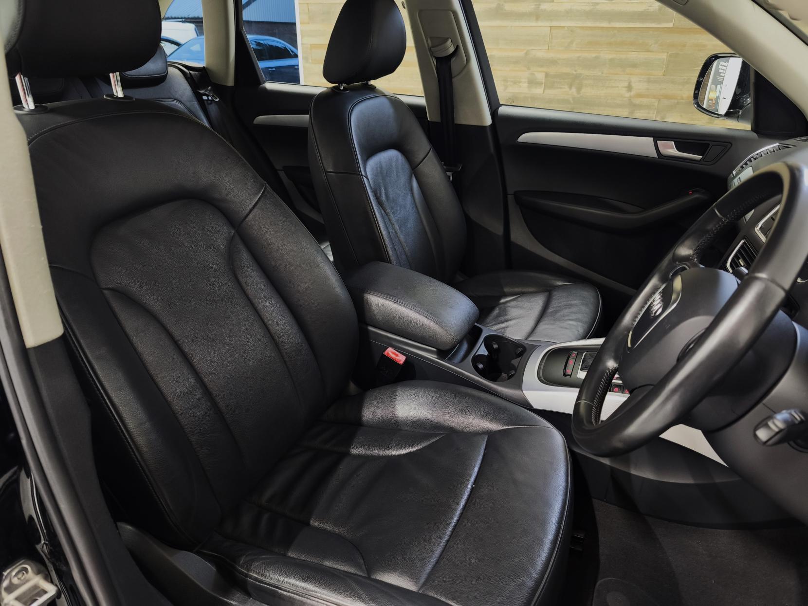 Audi Q5 2.0 TDI SE SUV 5dr Diesel S Tronic quattro Euro 5 (170 ps)