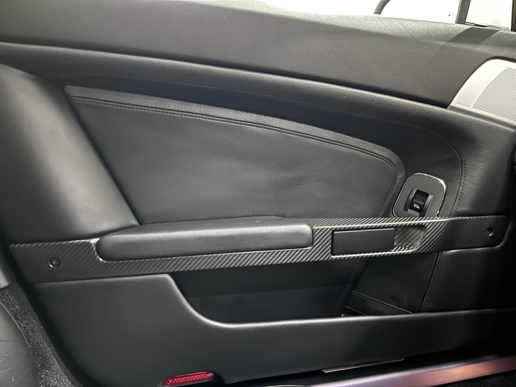 Aston Martin Vantage 6.0 V12 Coupe 2dr Petrol Manual Euro 4 (510 bhp)