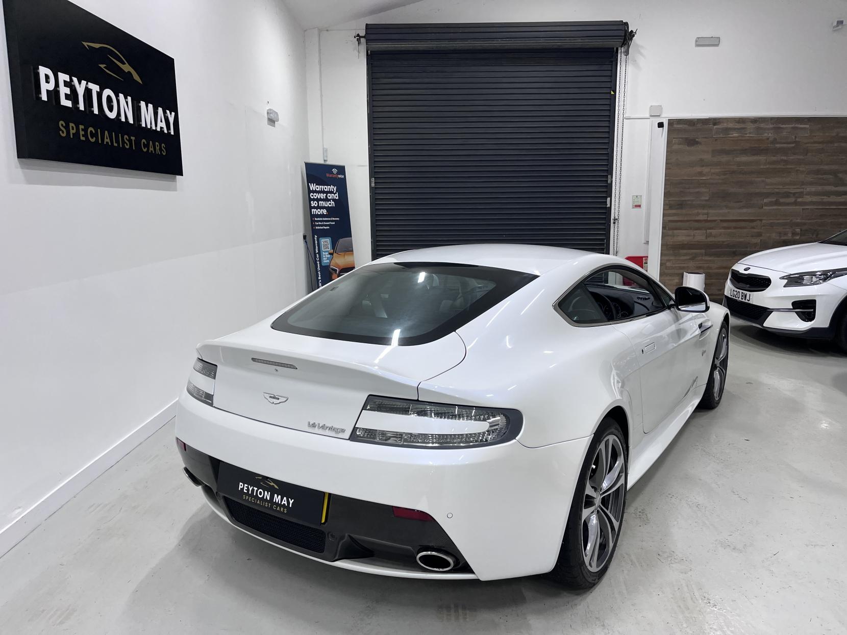 Aston Martin Vantage 6.0 V12 Coupe 2dr Petrol Manual Euro 4 (510 bhp)
