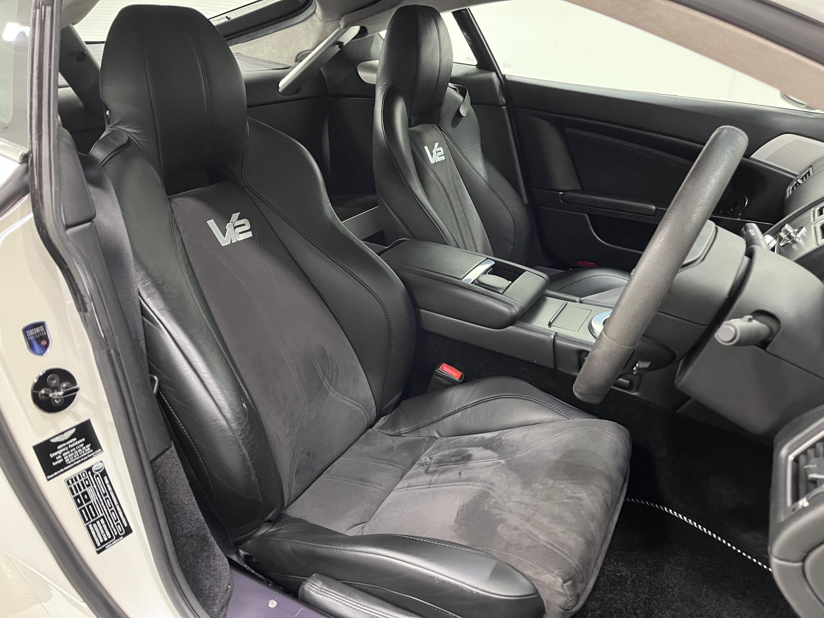 Aston Martin Vantage 6.0 V12 Coupe 2dr Petrol Manual Euro 4 (510 bhp)