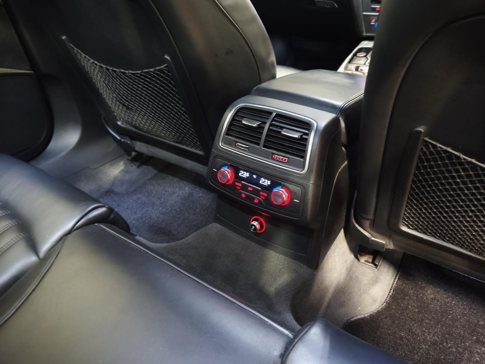 Audi A6 Saloon 2.0 TDI ultra S line Saloon 4dr Diesel Manual Euro 6 (s/s) (190 ps)