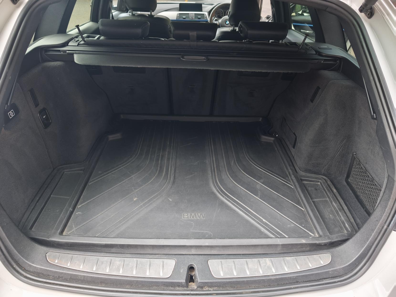 BMW 3 Series 2.0 330i M Sport Touring 5dr Petrol Auto Euro 6 (s/s) (252 ps)