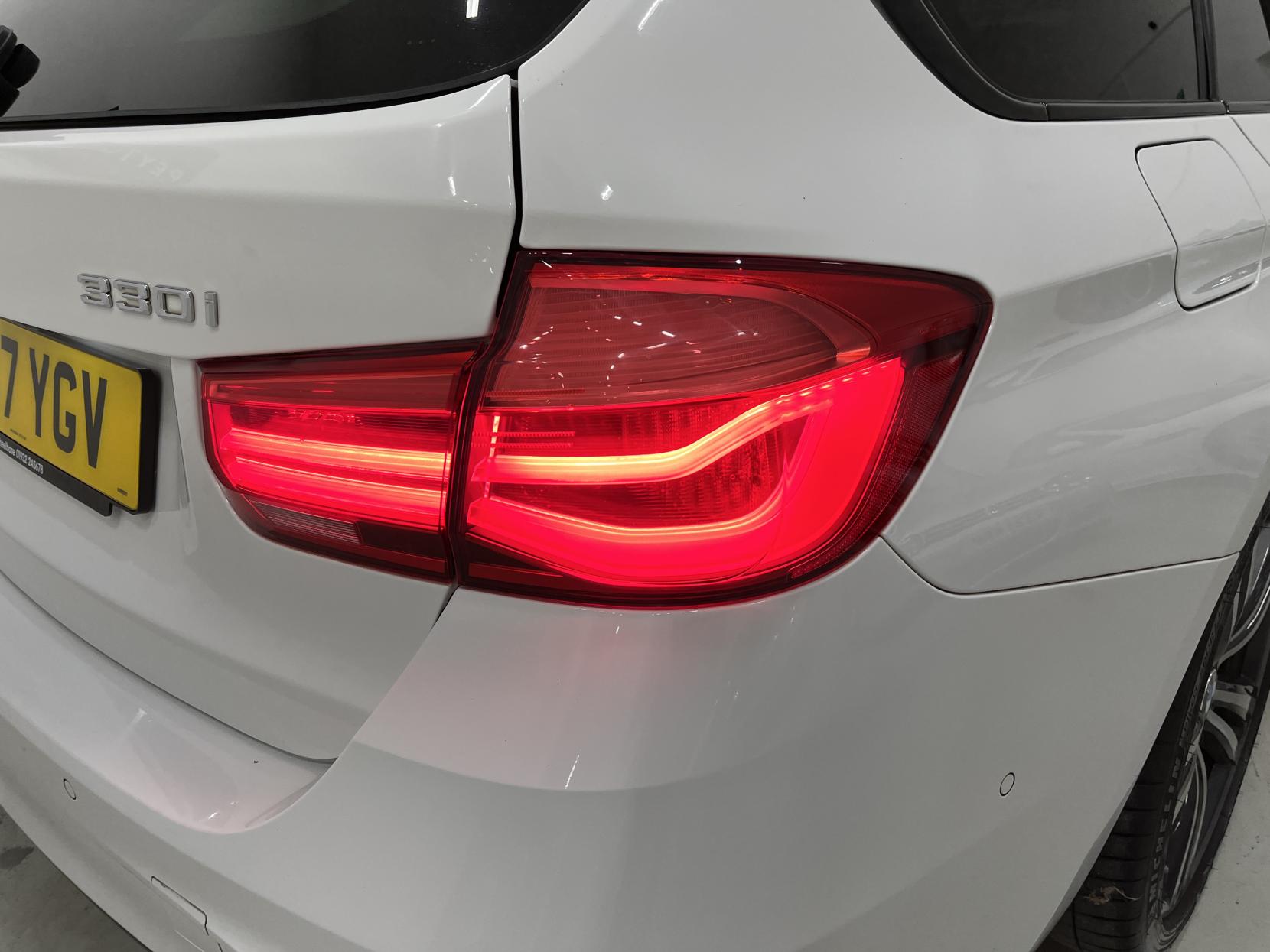 BMW 3 Series 2.0 330i M Sport Touring 5dr Petrol Auto Euro 6 (s/s) (252 ps)