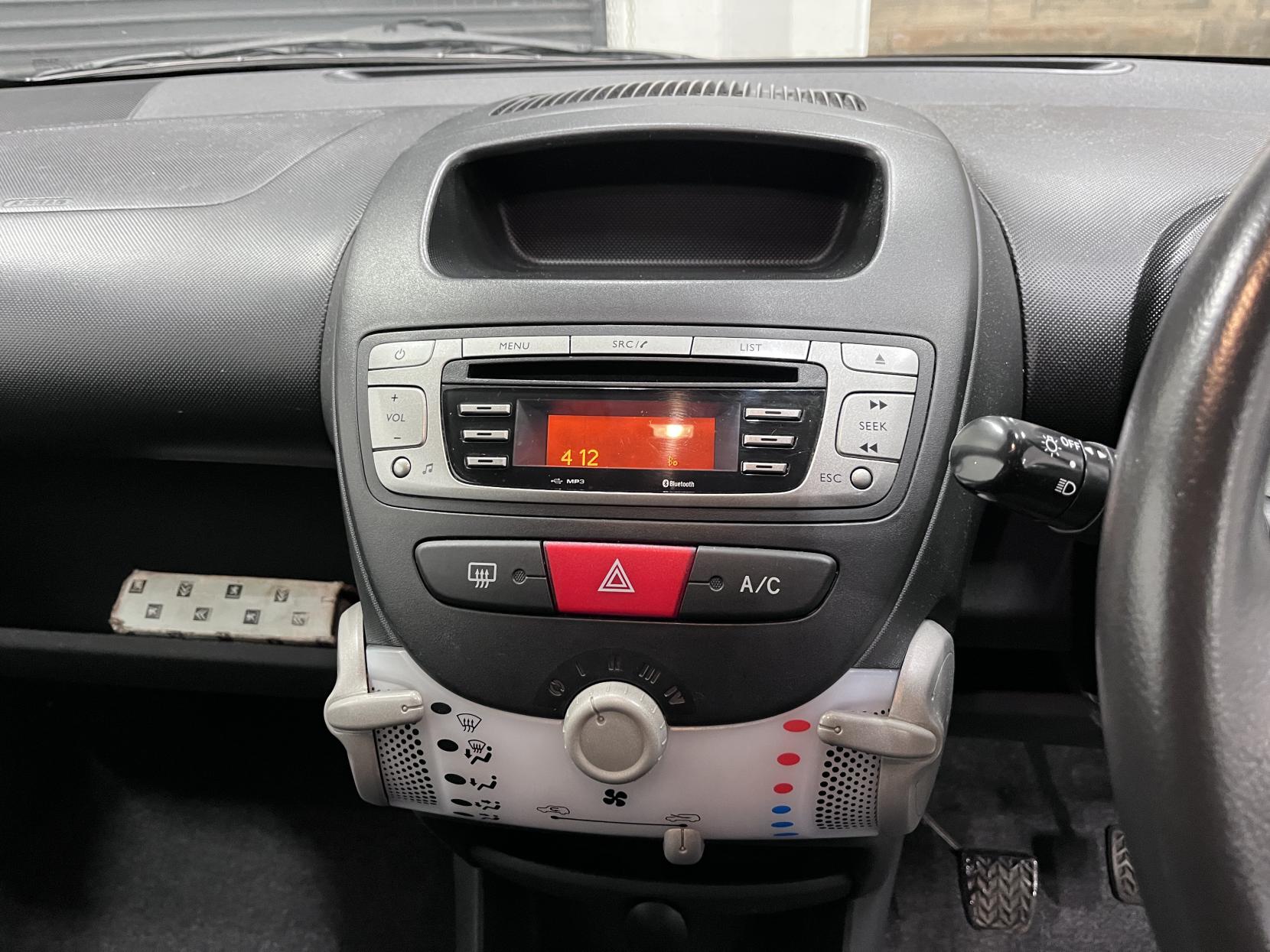 Peugeot 107 1.0 12V Allure Hatchback 5dr Petrol Manual Euro 5 (68 ps)