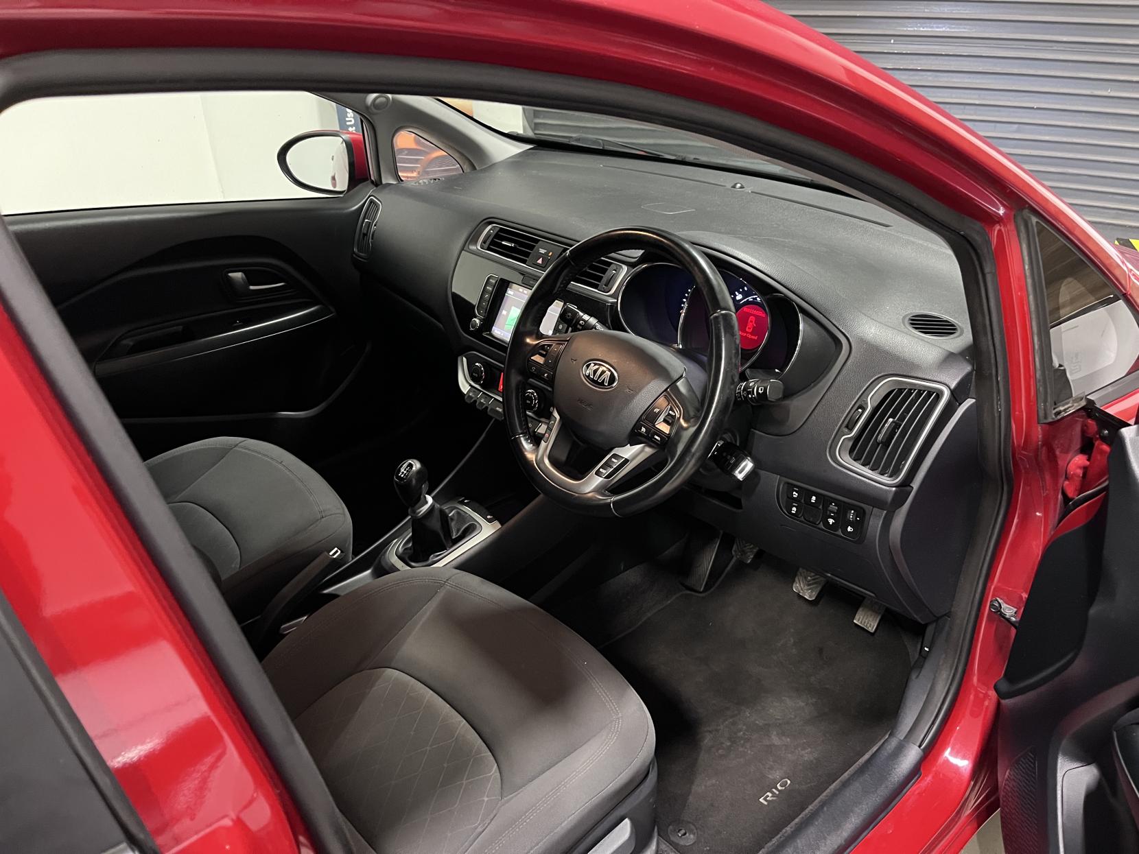 Kia Rio 1.4 CRDi EcoDynamics 3 Hatchback 5dr Diesel Manual Euro 6 (s/s) (89 bhp)