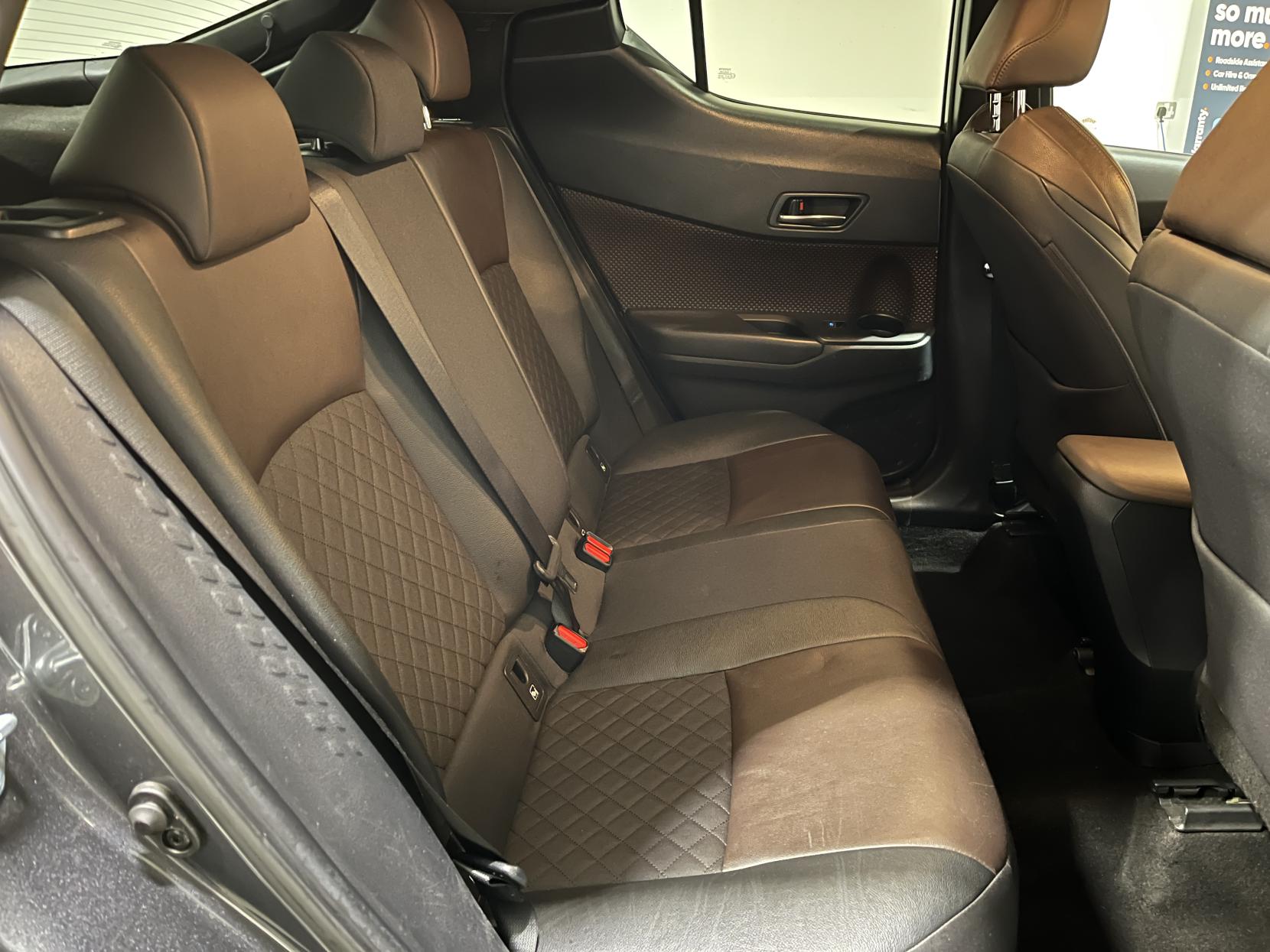 Toyota C-HR 1.2 VVT-i Excel SUV 5dr Petrol Manual Euro 6 (s/s) (115 ps)