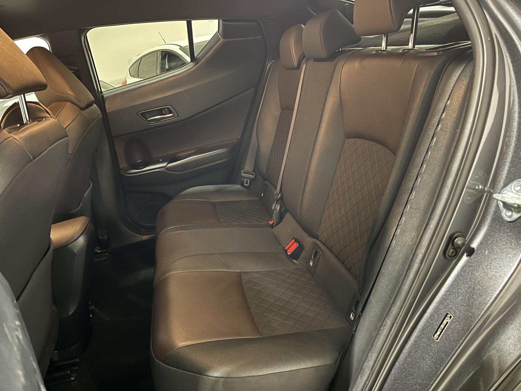 Toyota C-HR 1.2 VVT-i Excel SUV 5dr Petrol Manual Euro 6 (s/s) (115 ps)