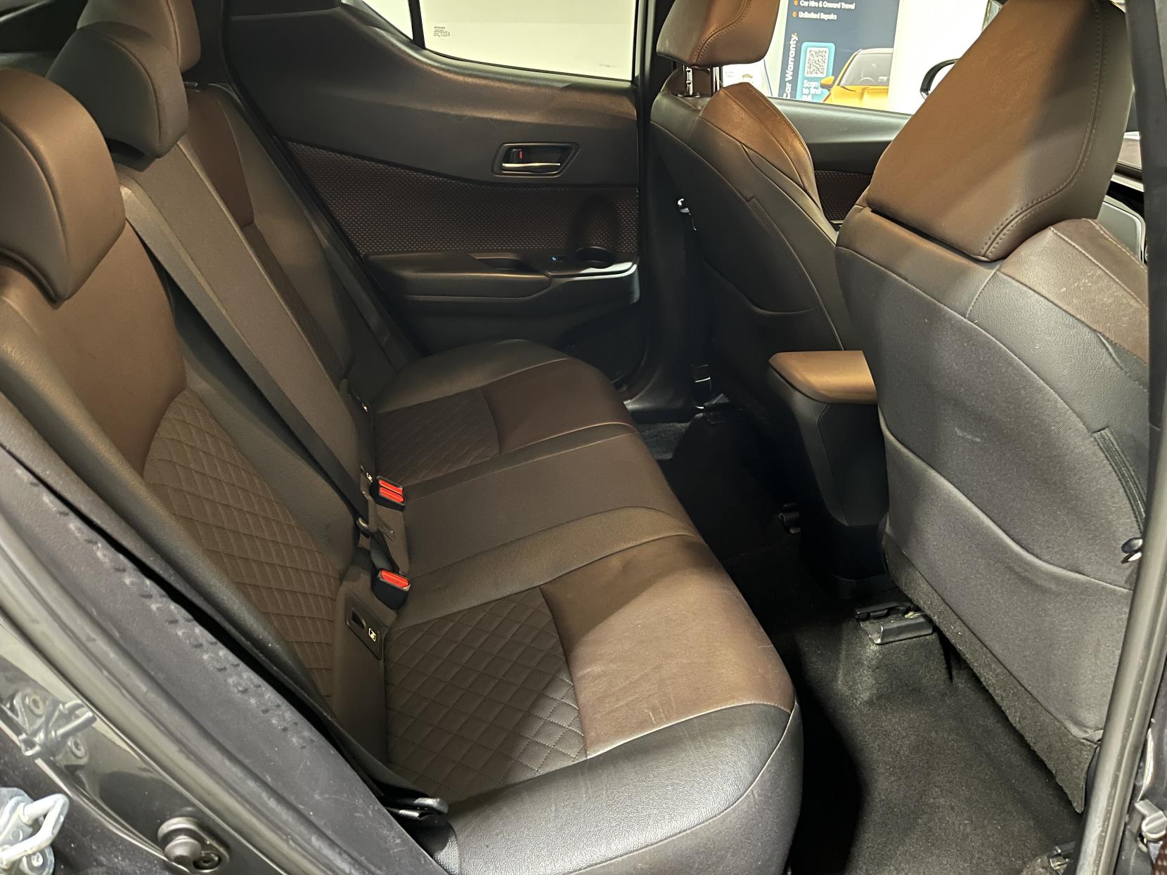 Toyota C-HR 1.2 VVT-i Excel SUV 5dr Petrol Manual Euro 6 (s/s) (115 ps)