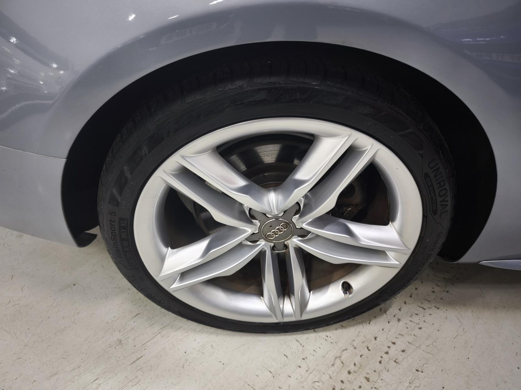 Audi S5 3.0 TFSI V6 Cabriolet 2dr Petrol S Tronic quattro Euro 5 (333 ps)