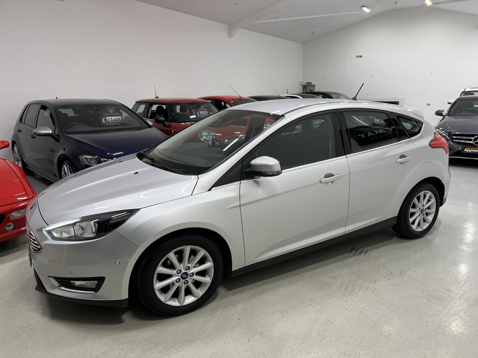 Ford Focus 1.0T EcoBoost Titanium Hatchback 5dr Petrol Manual Euro 6 (s/s) (125 ps)