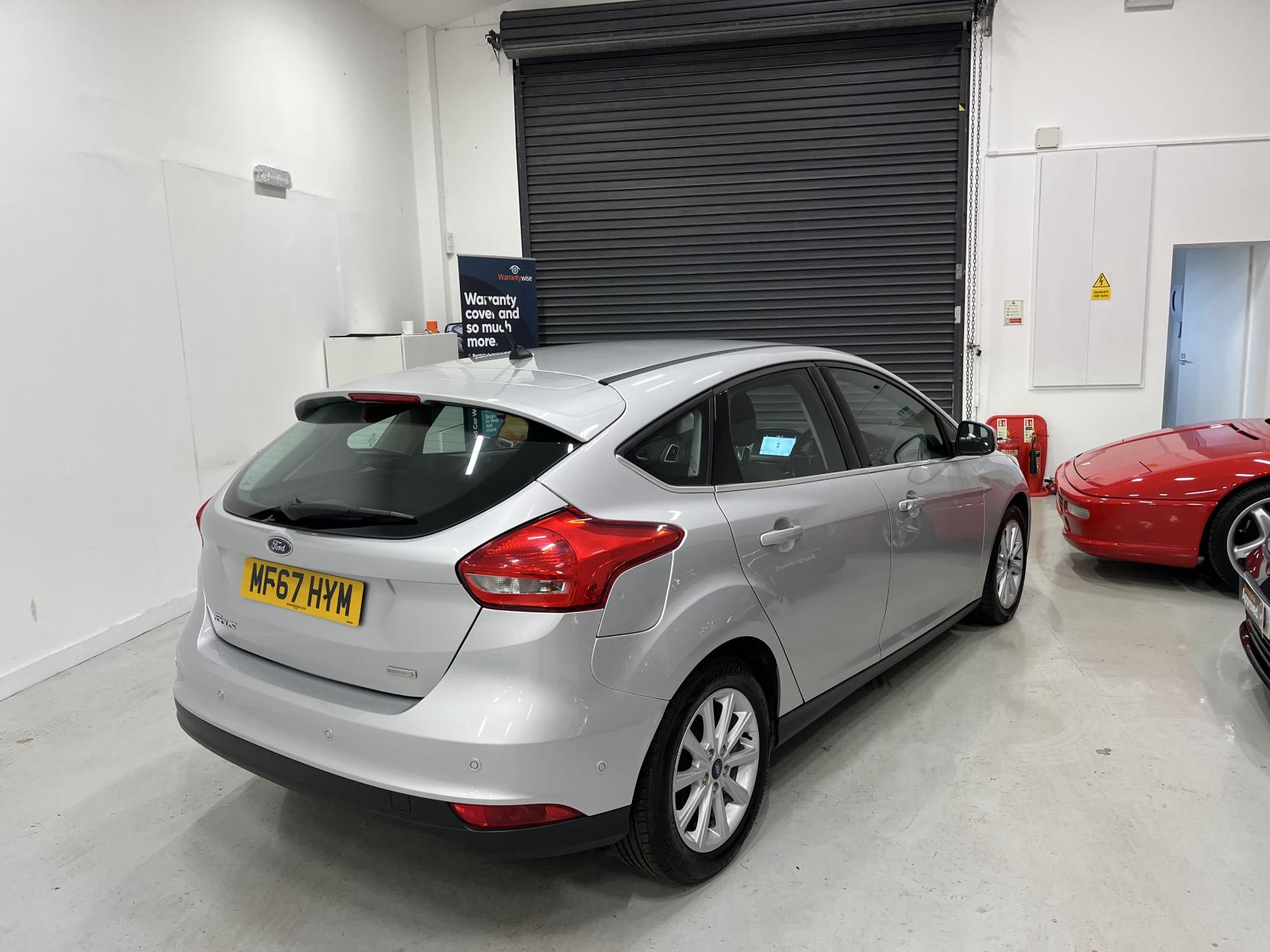 Ford Focus 1.0T EcoBoost Titanium Hatchback 5dr Petrol Manual Euro 6 (s/s) (125 ps)