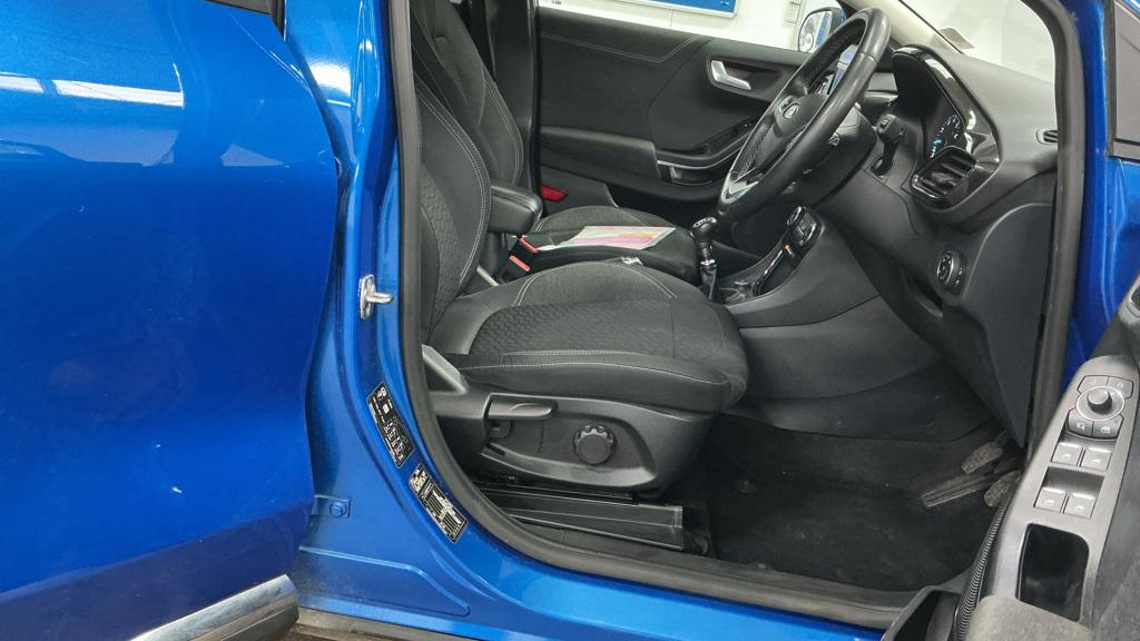 Ford Puma 1.0T EcoBoost MHEV Titanium SUV 5dr Petrol Manual Euro 6 (s/s) (125 ps)