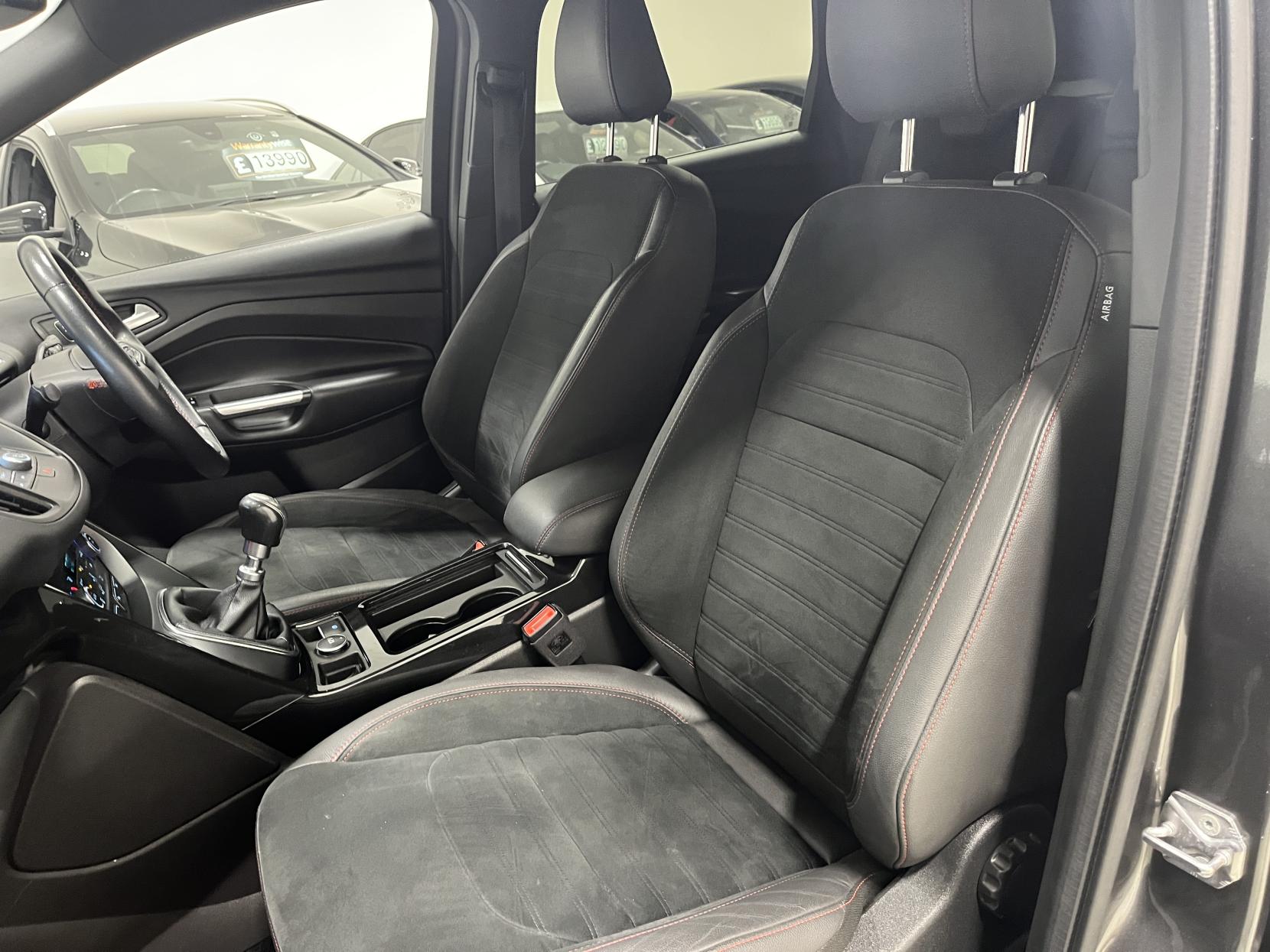 Ford Kuga 1.5T EcoBoost GPF ST-Line SUV 5dr Petrol Manual Euro 6 (s/s) (150 ps)