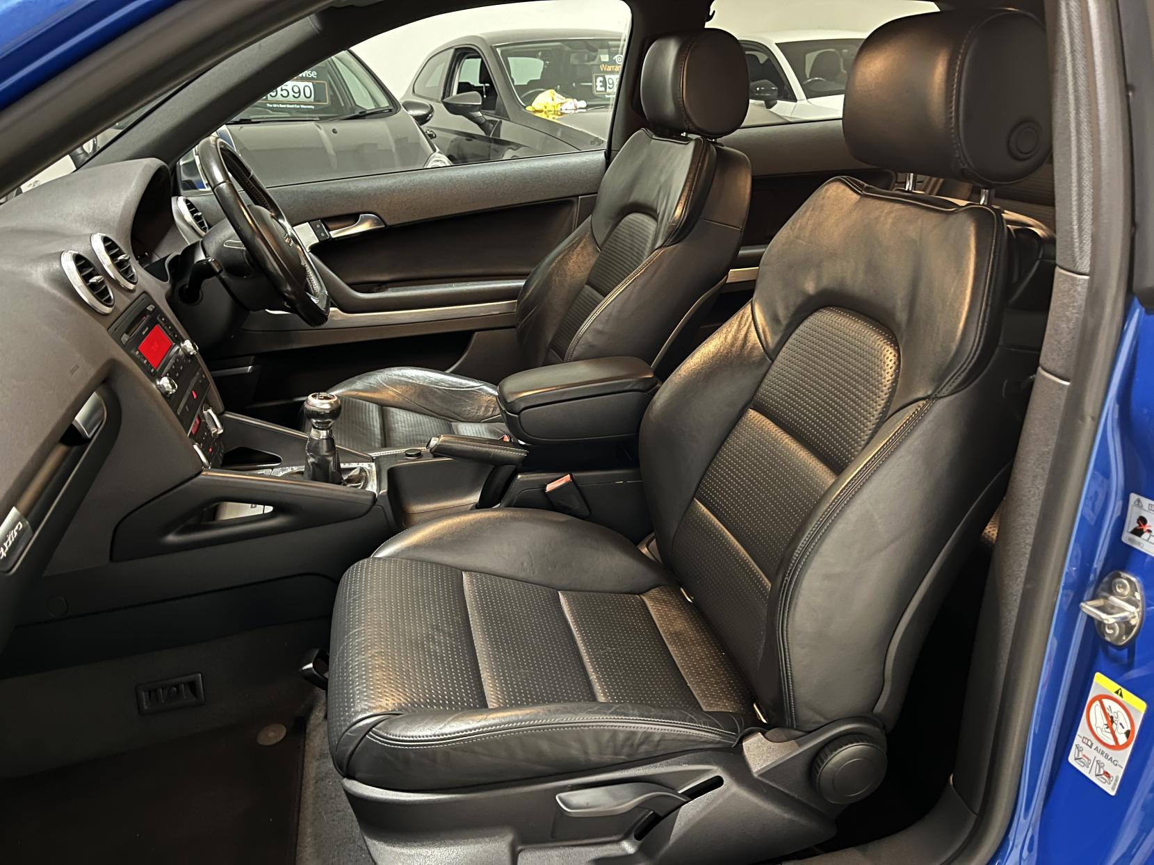 Audi S3 2.0 TFSI Hatchback 3dr Petrol S Tronic quattro (193 g/km, 261 bhp)