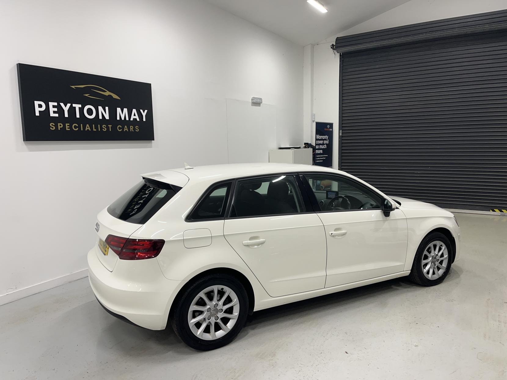 Audi A3 2.0 TDI SE Sportback 5dr Diesel Manual Euro 5 (s/s) (150 ps)