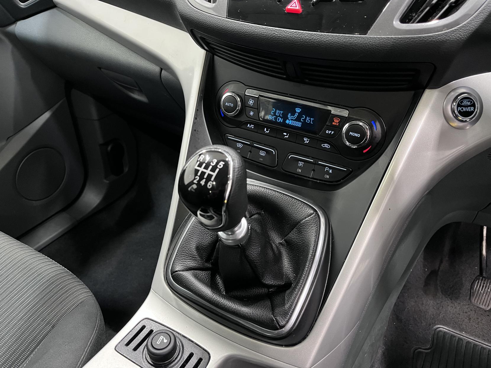 Ford C-Max 1.6 TDCi Titanium MPV 5dr Diesel Manual Euro 5 (115 ps)