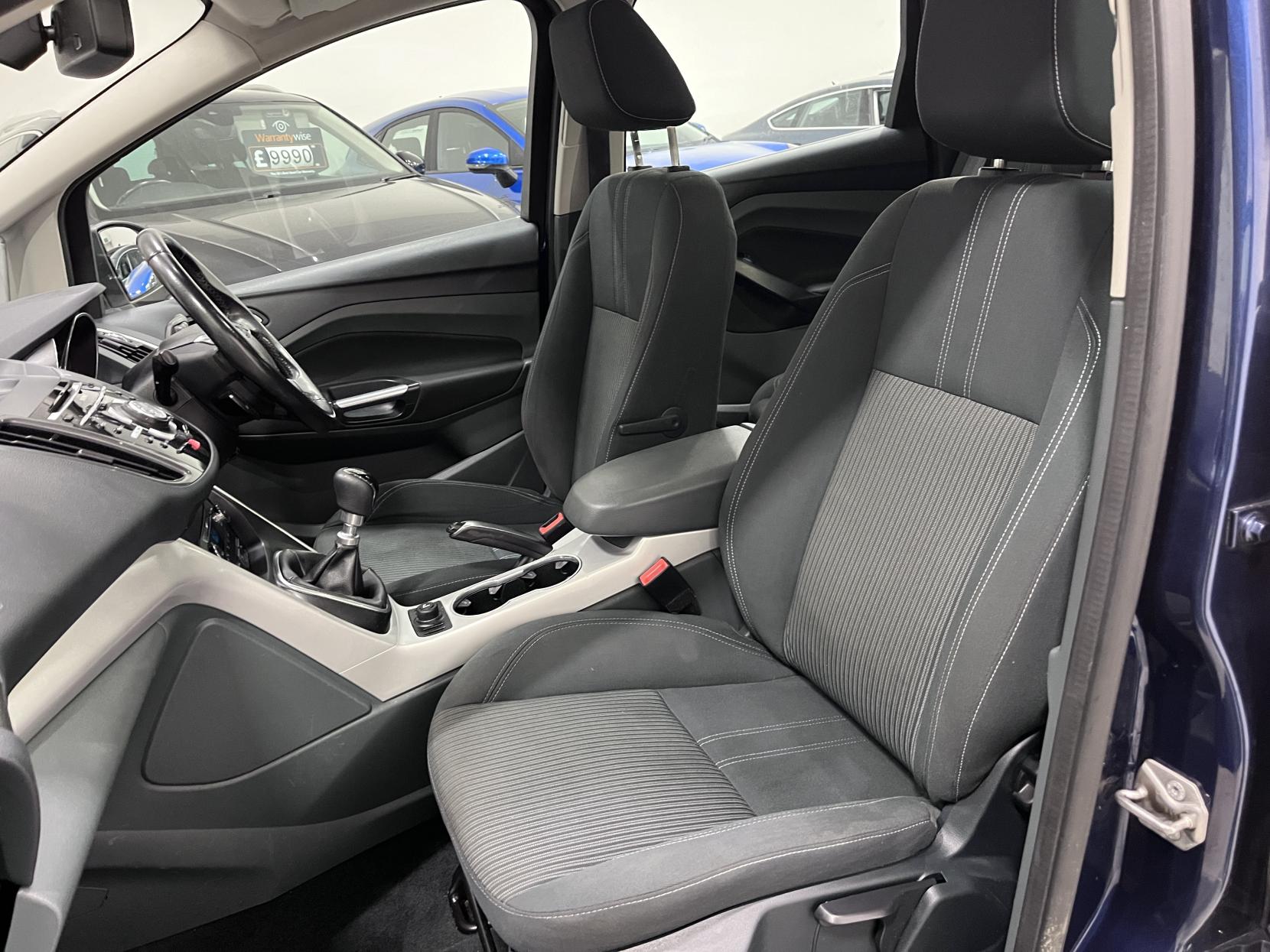 Ford C-Max 1.6 TDCi Titanium MPV 5dr Diesel Manual Euro 5 (115 ps)