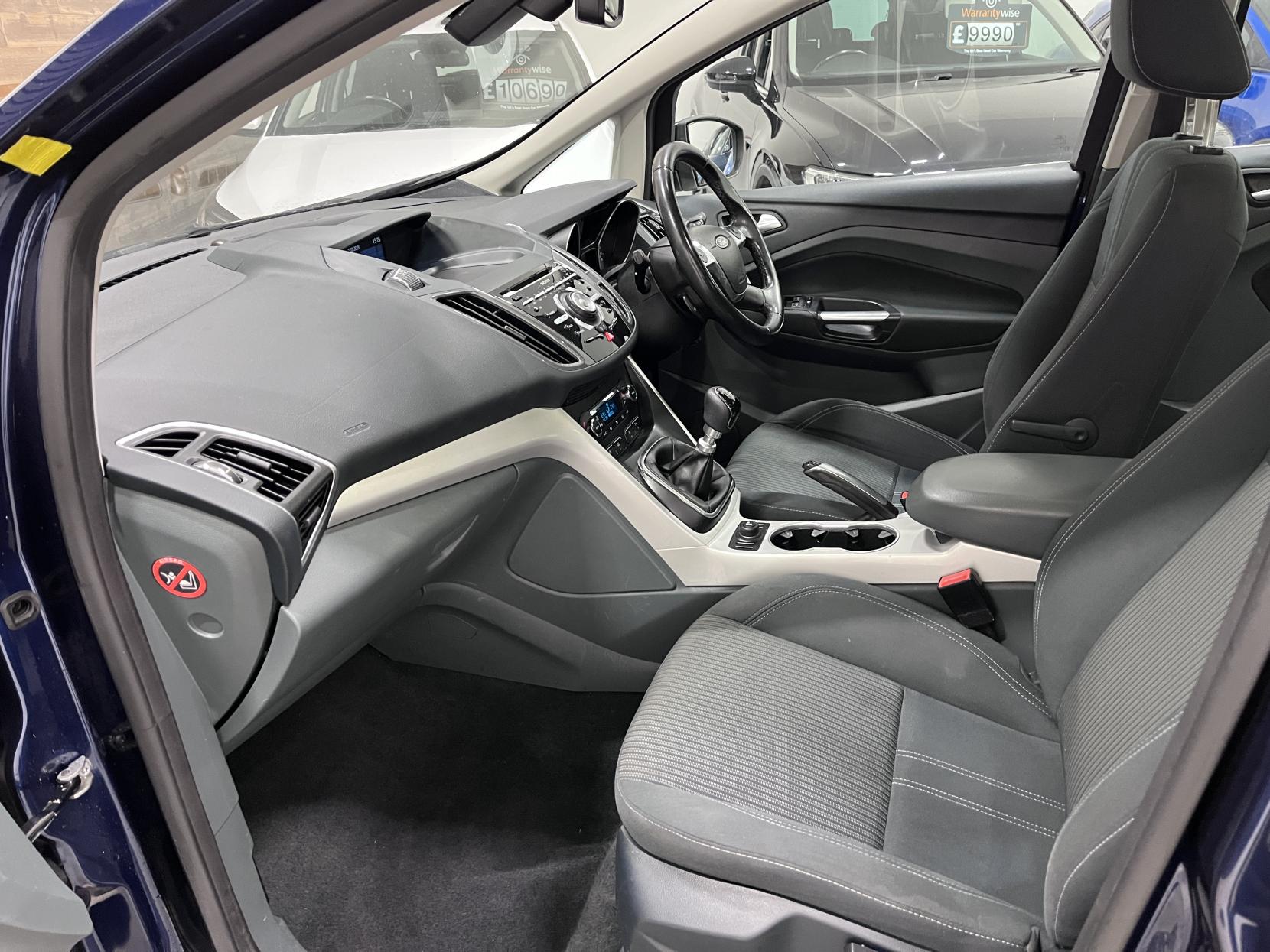 Ford C-Max 1.6 TDCi Titanium MPV 5dr Diesel Manual Euro 5 (115 ps)