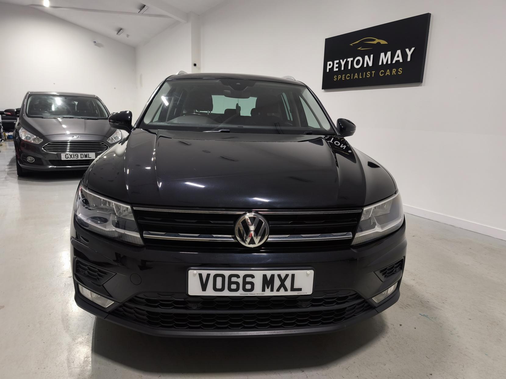 Volkswagen Tiguan 2.0 TDI BlueMotion Tech SE Navigation SUV 5dr Diesel Manual Euro 6 (s/s) (150 ps)