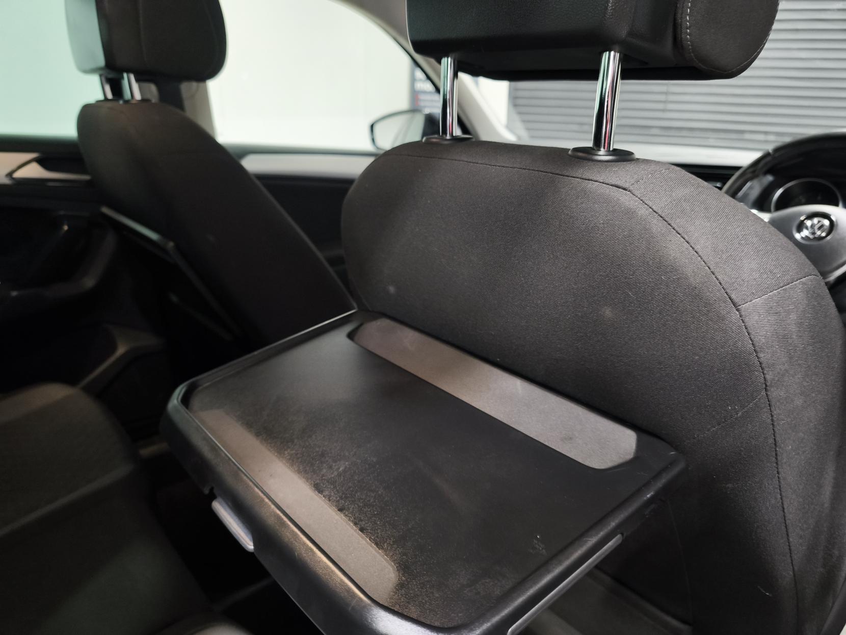 Volkswagen Tiguan 2.0 TDI BlueMotion Tech SE Navigation SUV 5dr Diesel Manual Euro 6 (s/s) (150 ps)