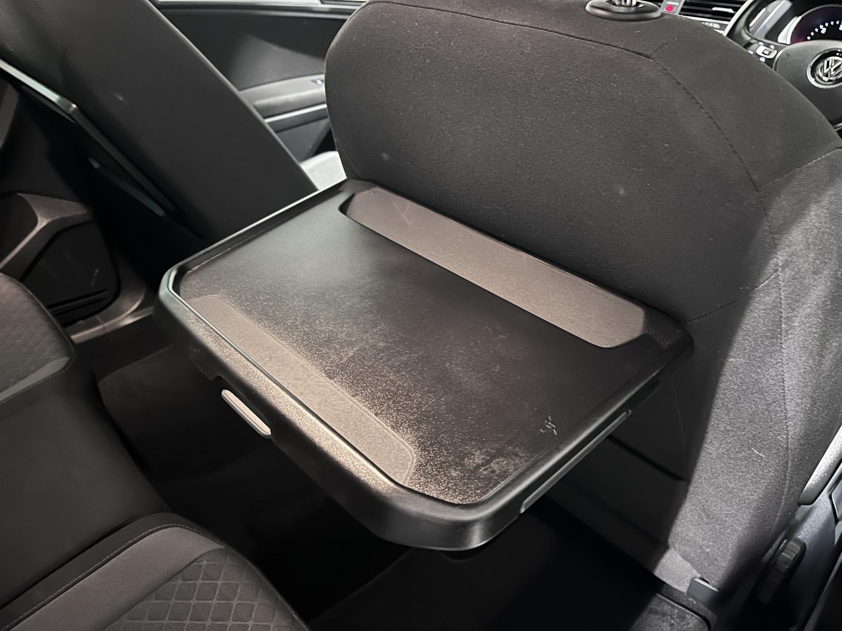 Volkswagen Tiguan 2.0 TDI BlueMotion Tech SE Navigation SUV 5dr Diesel Manual Euro 6 (s/s) (150 ps)