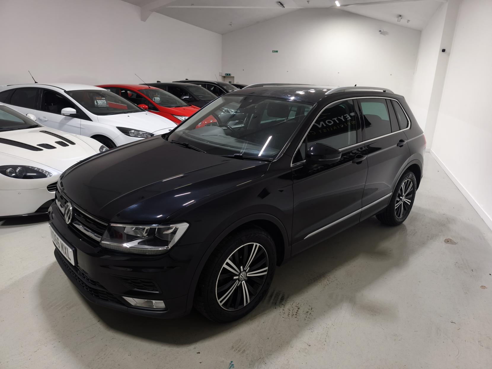Volkswagen Tiguan 2.0 TDI BlueMotion Tech SE Navigation SUV 5dr Diesel Manual Euro 6 (s/s) (150 ps)