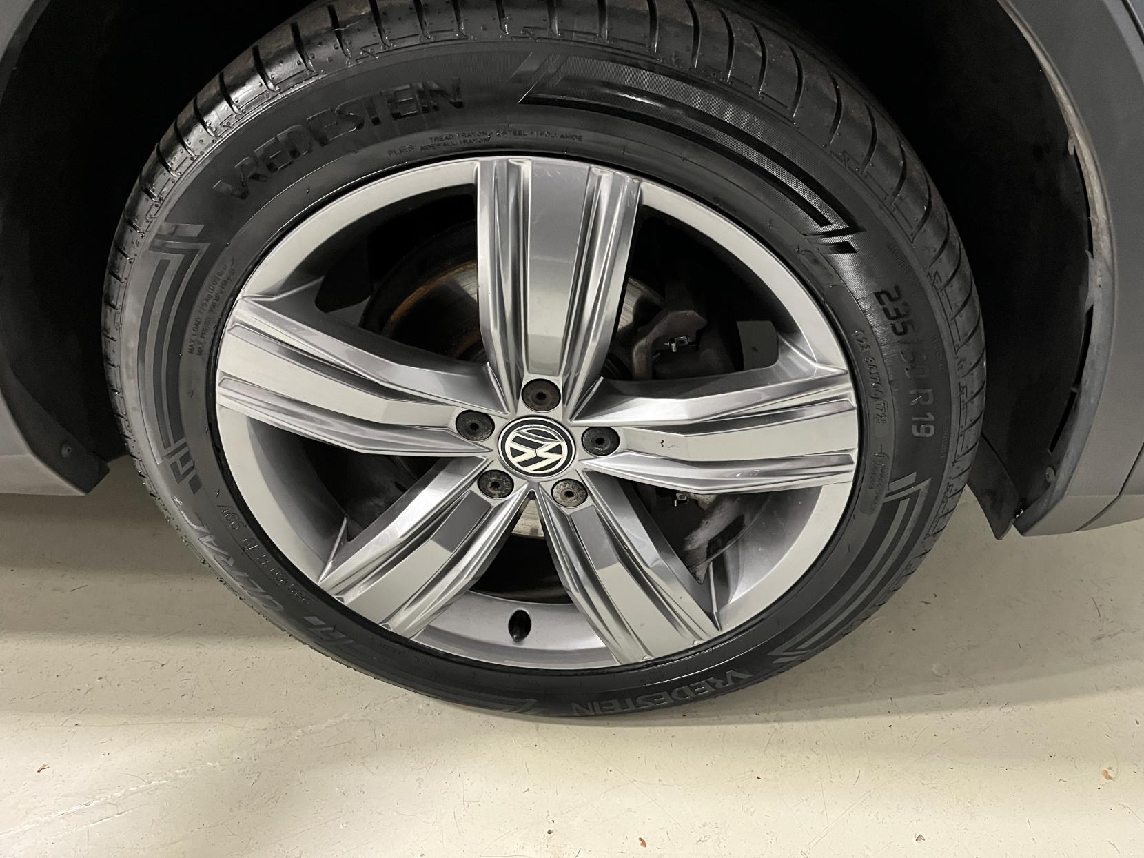 Volkswagen Tiguan Allspace 2.0 TDI Match SUV 5dr Diesel DSG 4Motion Euro 6 (s/s) (150 ps)