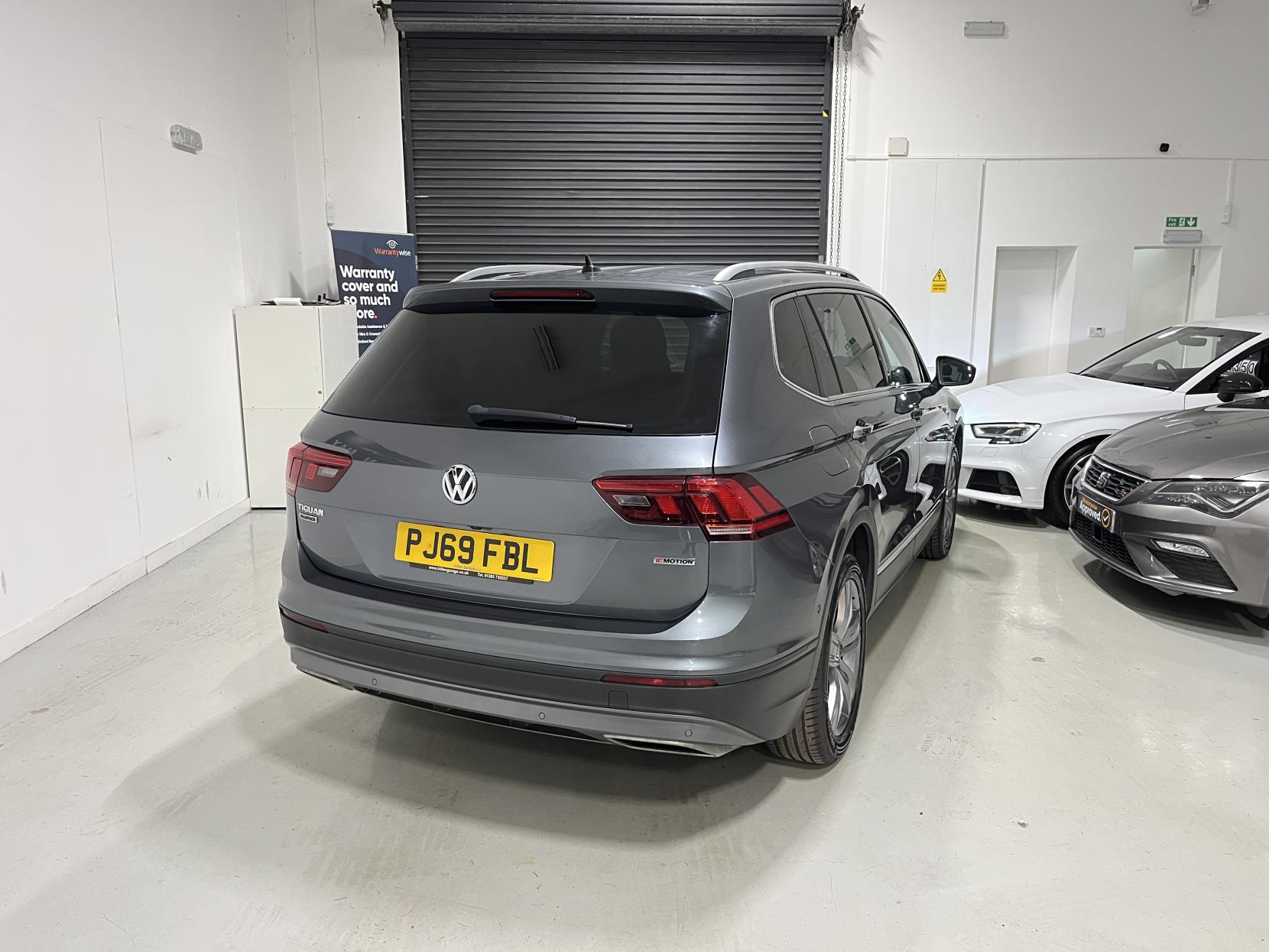 Volkswagen Tiguan Allspace 2.0 TDI Match SUV 5dr Diesel DSG 4Motion Euro 6 (s/s) (150 ps)