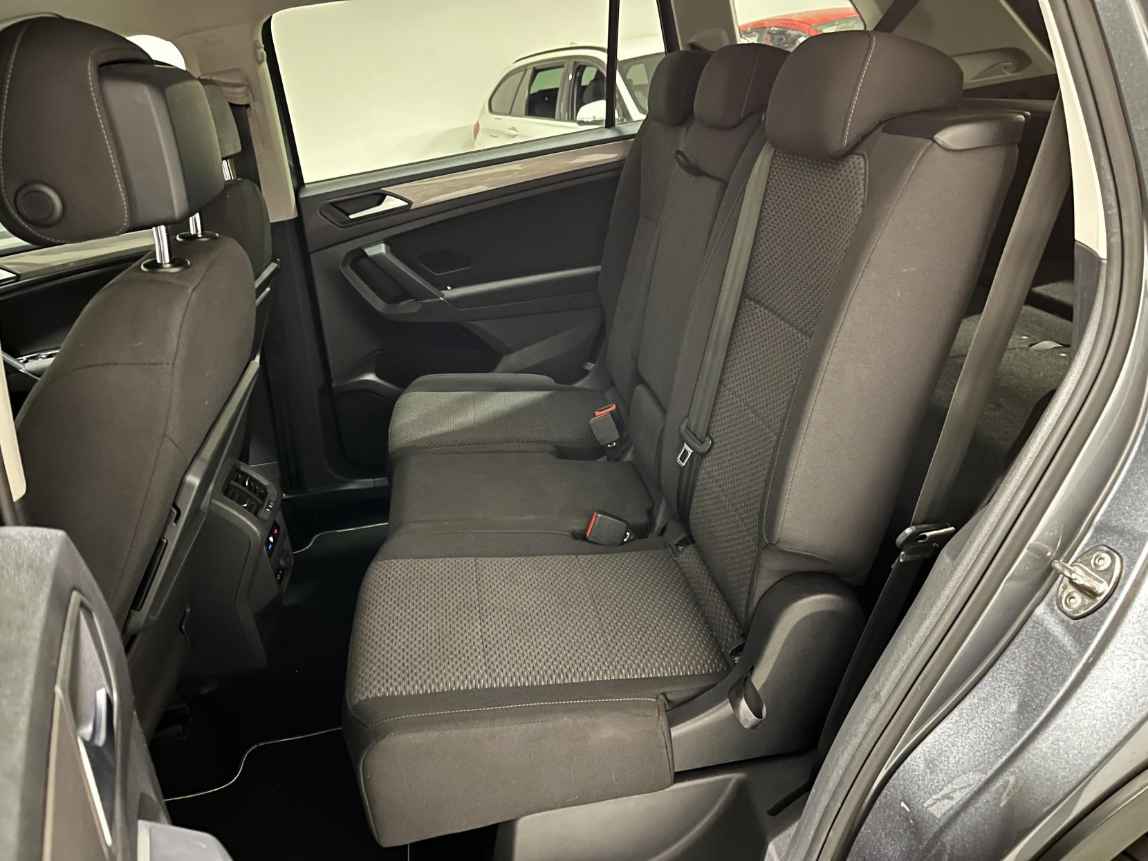 Volkswagen Tiguan Allspace 2.0 TDI Match SUV 5dr Diesel DSG 4Motion Euro 6 (s/s) (150 ps)