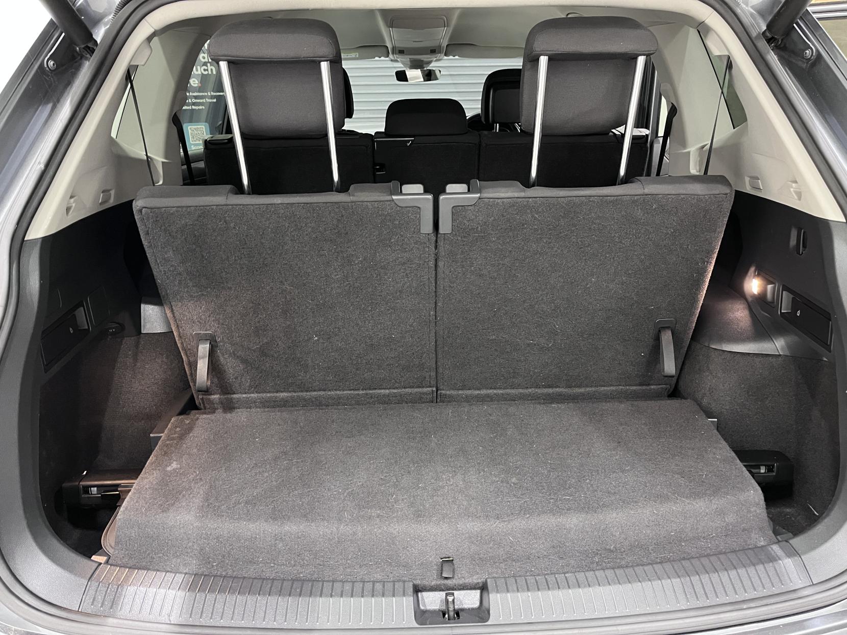 Volkswagen Tiguan Allspace 2.0 TDI Match SUV 5dr Diesel DSG 4Motion Euro 6 (s/s) (150 ps)