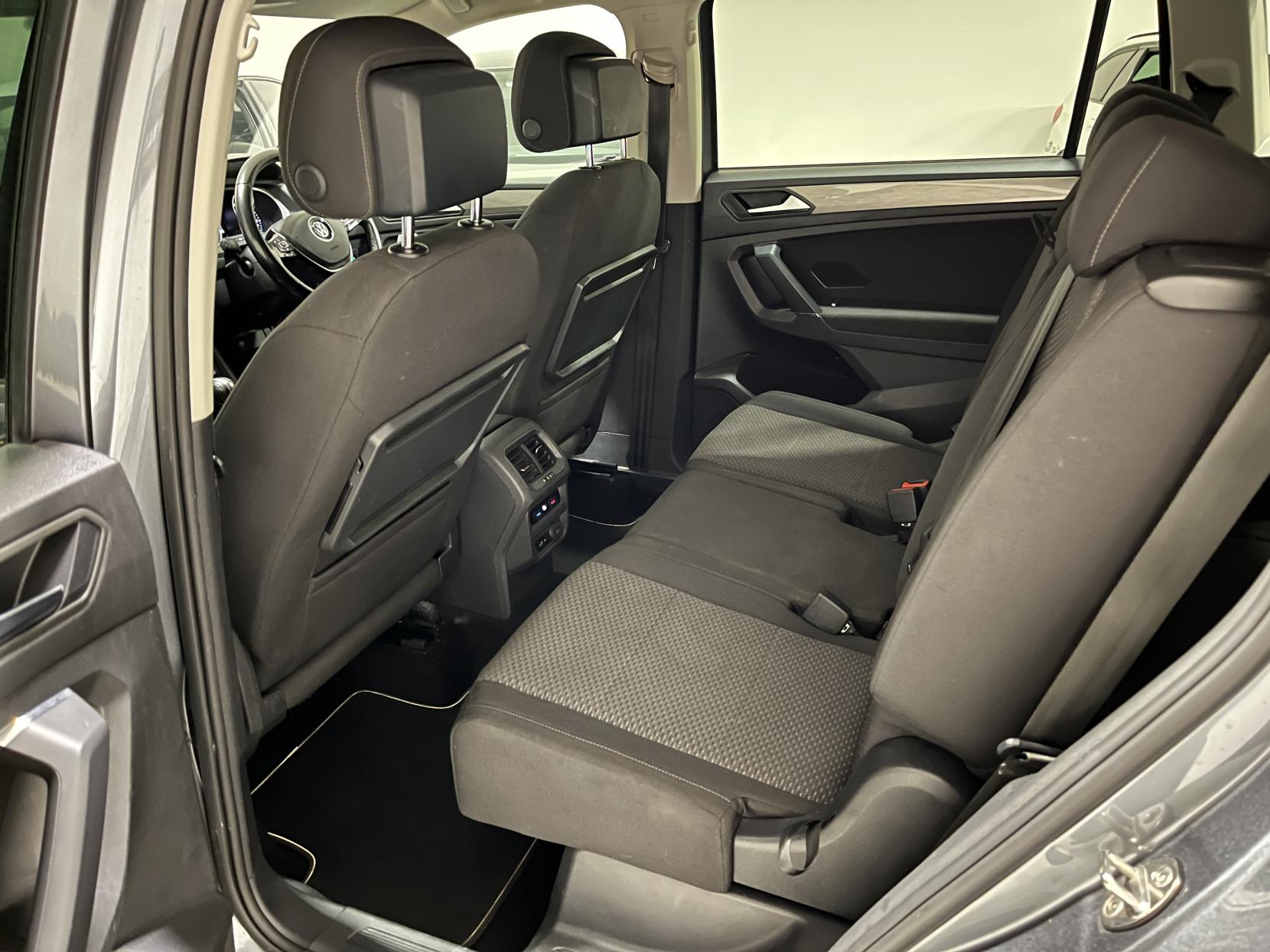 Volkswagen Tiguan Allspace 2.0 TDI Match SUV 5dr Diesel DSG 4Motion Euro 6 (s/s) (150 ps)